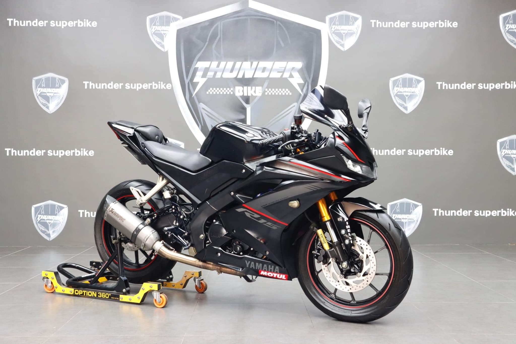 R15 Archives Thunder Superbike